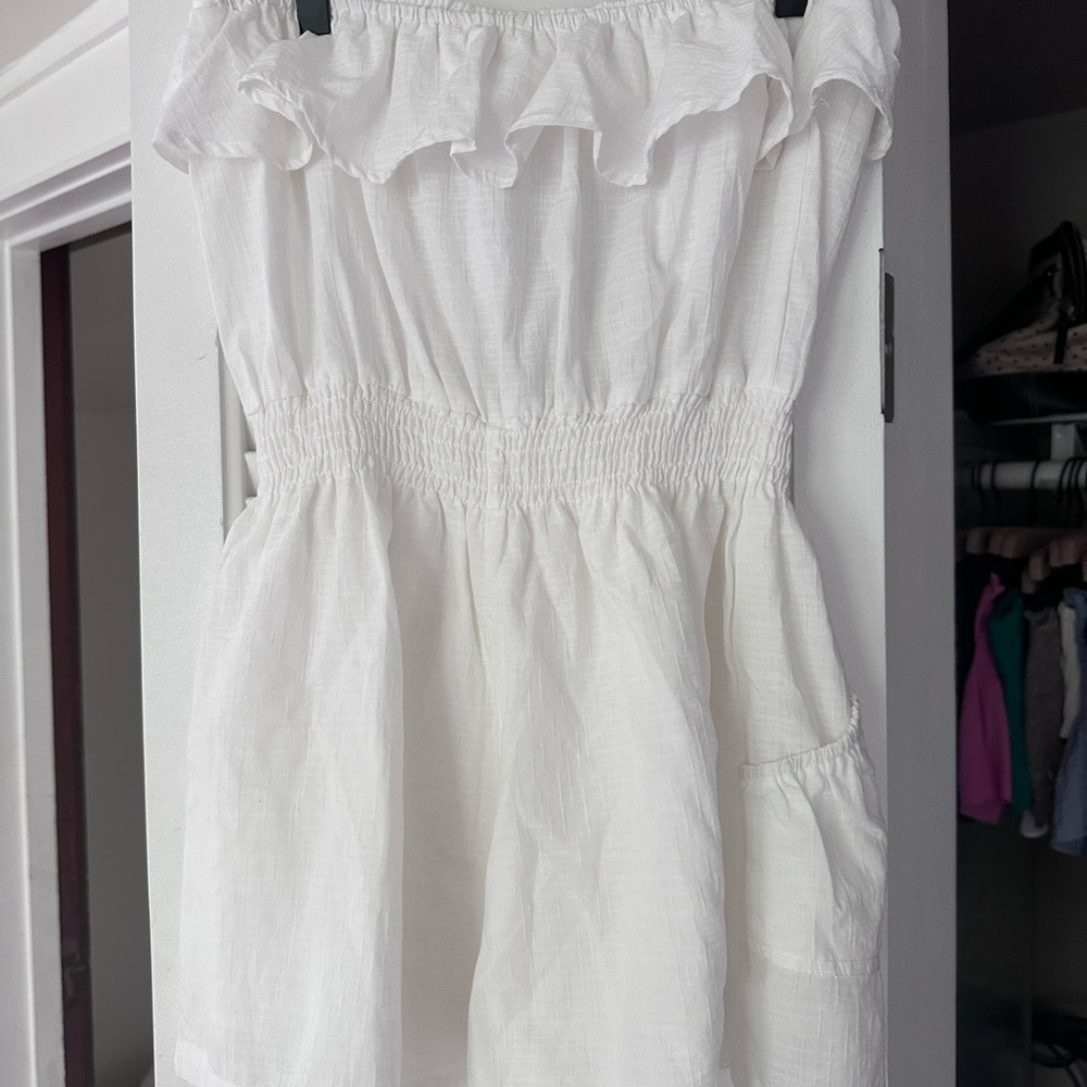 Studio Reverie White Ruffled Off-Shoulder Romper - Picture 2 of 4